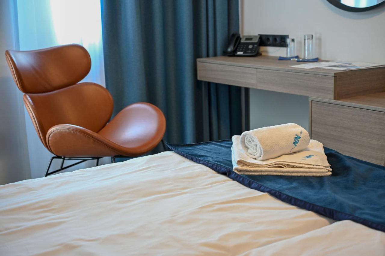 Nn Boutique Hotel Tiszaújváros Exteriér fotografie